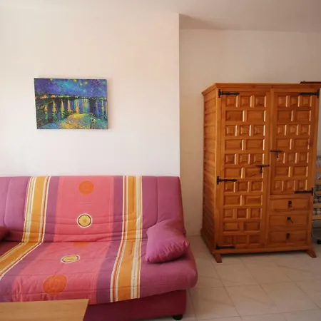 Apartment Basic Comfort Estudi Miami